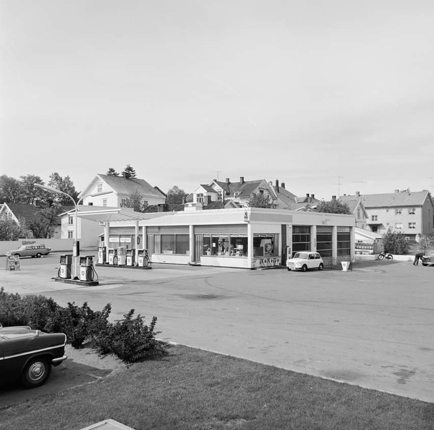 Torggatens Bensinstasjon med omegn