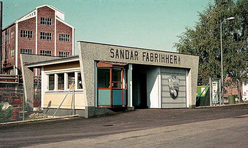 Ny port Sandar Fabrikker
