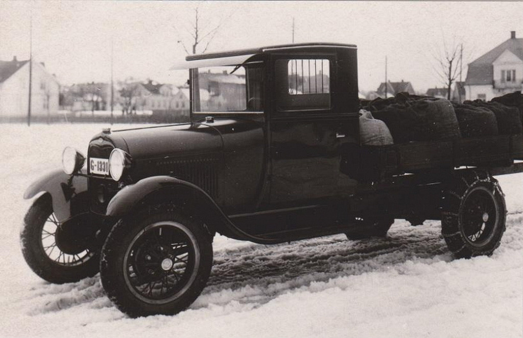 Kjøpmand A. Hvidsten - Trikotasje- & garnforretning