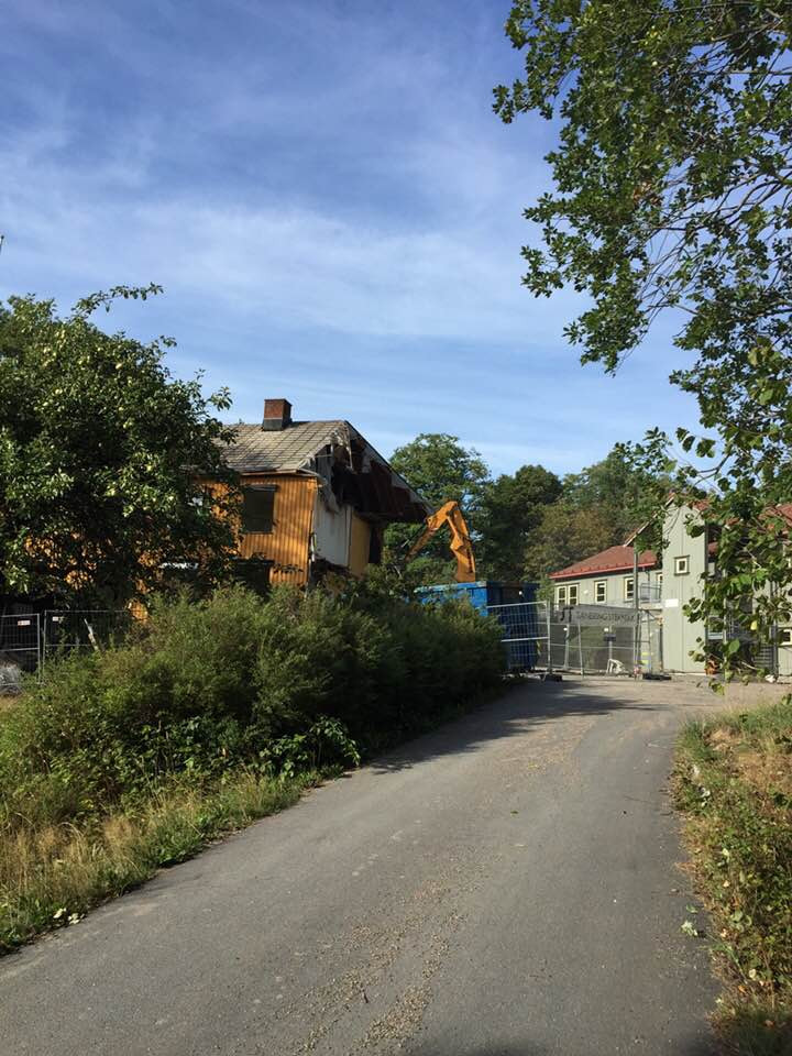 Riving av Sandar Barnehjem / Føykåsveien 26