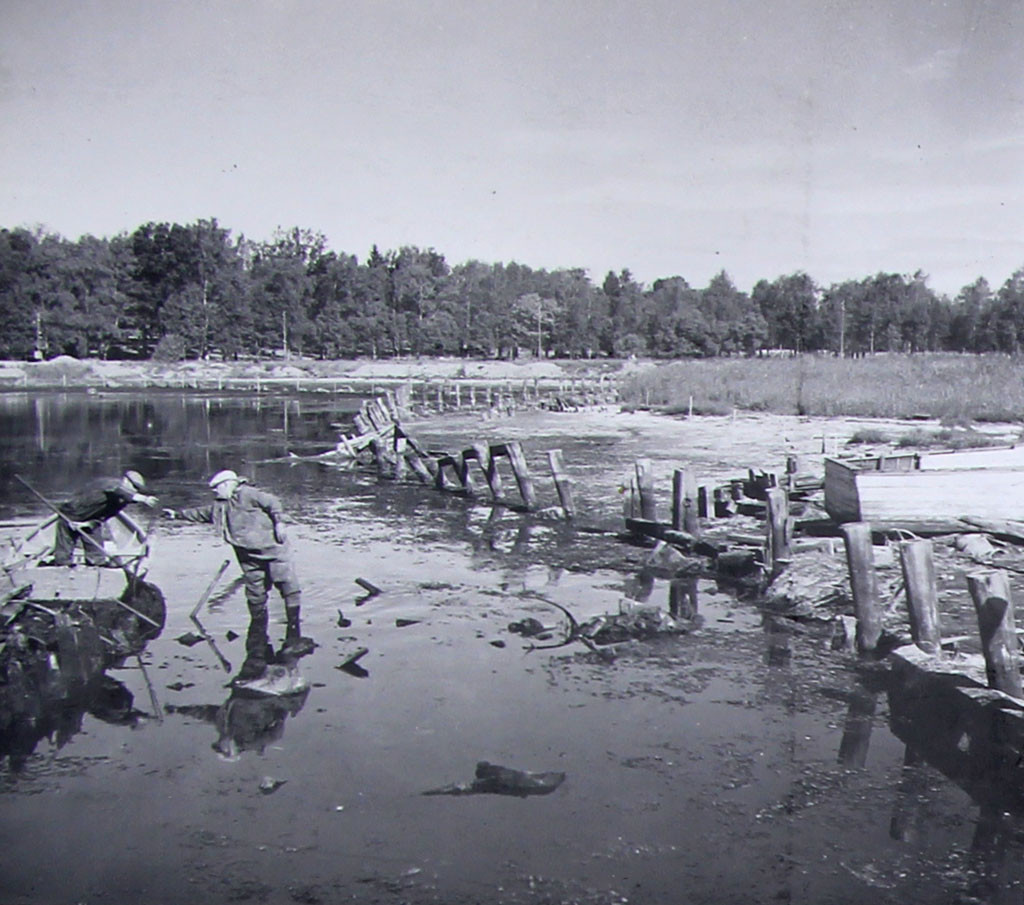 Forberedende arbeider med den nye småbåthavnen