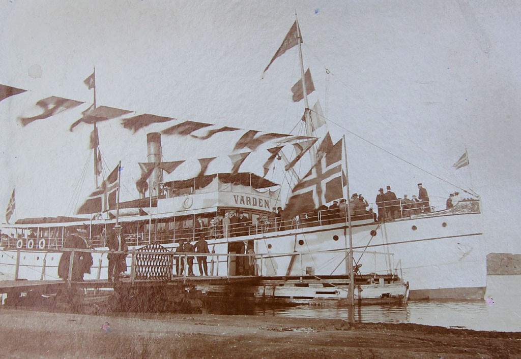 Granholmen  -   Rutebåten Varden