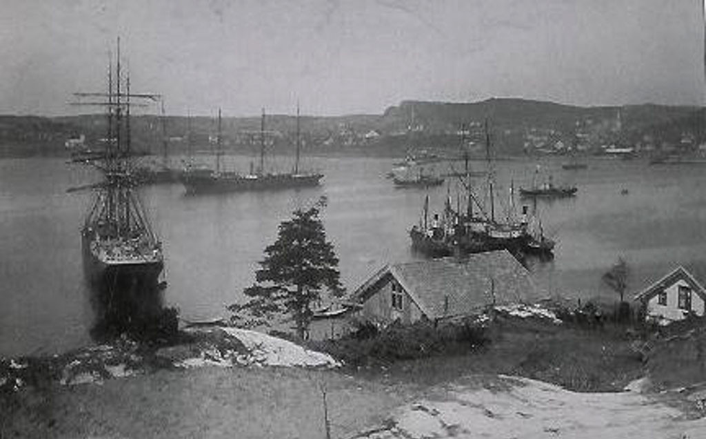 Sandefjord Havn kort etter århundreskiftet - 1910