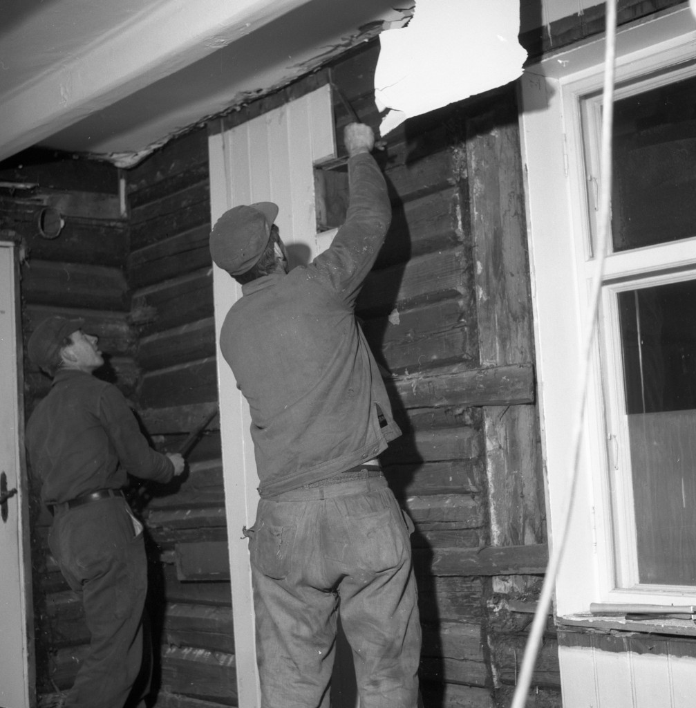 Riving av Skolegata 2