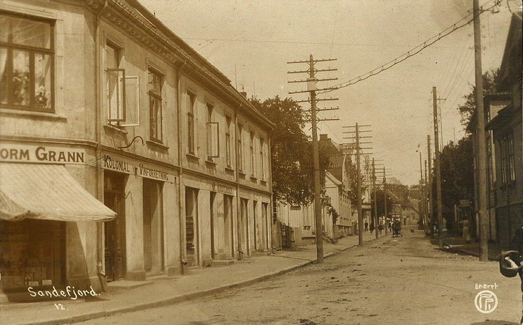 Guttorm Granns Colonial