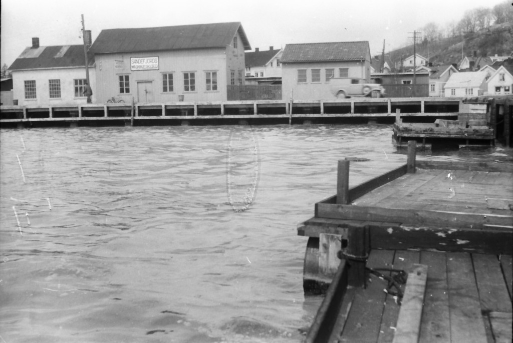 Oljesøl - hvalolje fra Thorshøvdi