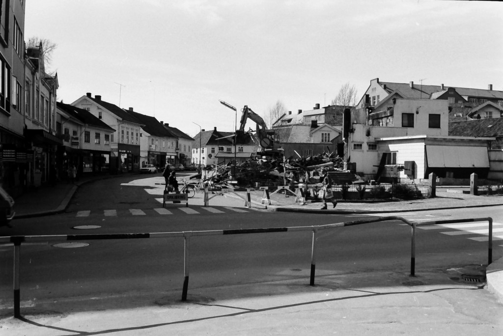 Iris Kafe og restaurant brenner