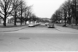 Bilde av Langes gate gjennom kirkeparken til Stockfleths gate
