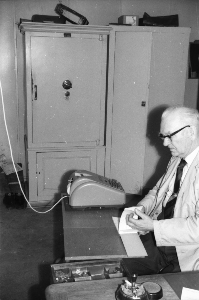 Prestehagens Kullforretning A/S - Asbjørn Rambo