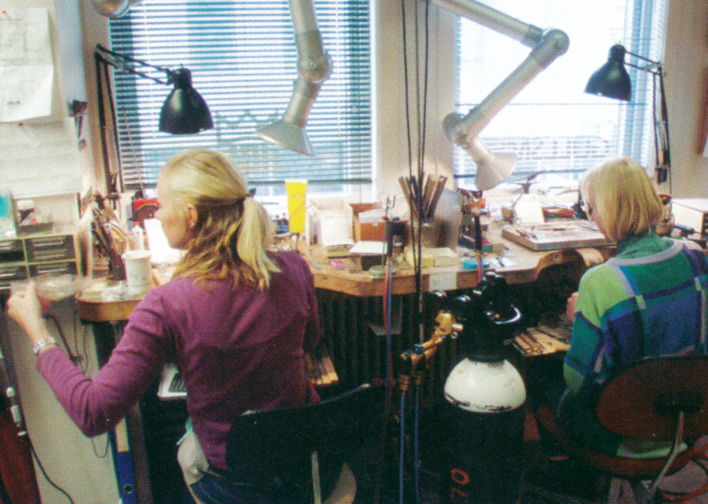 Gullsmed Haakonsen - fra verkstedet