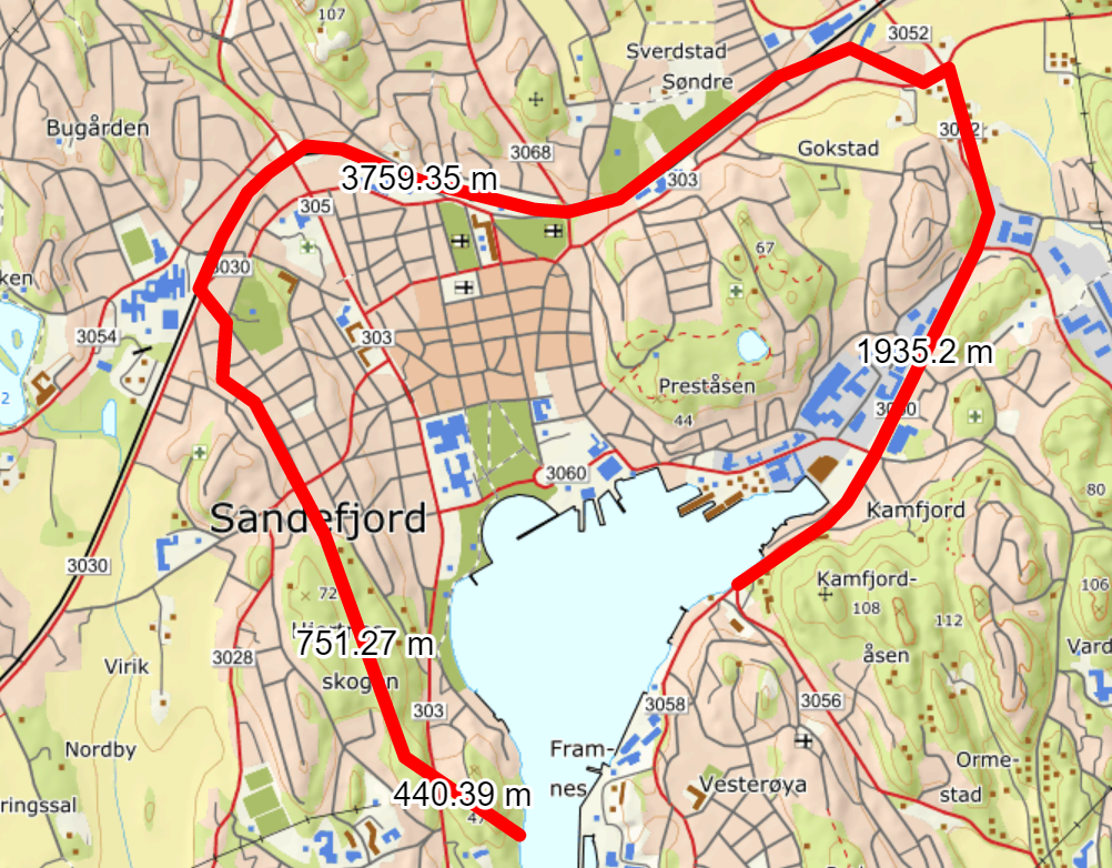 Sentrum innenfor rød markering
