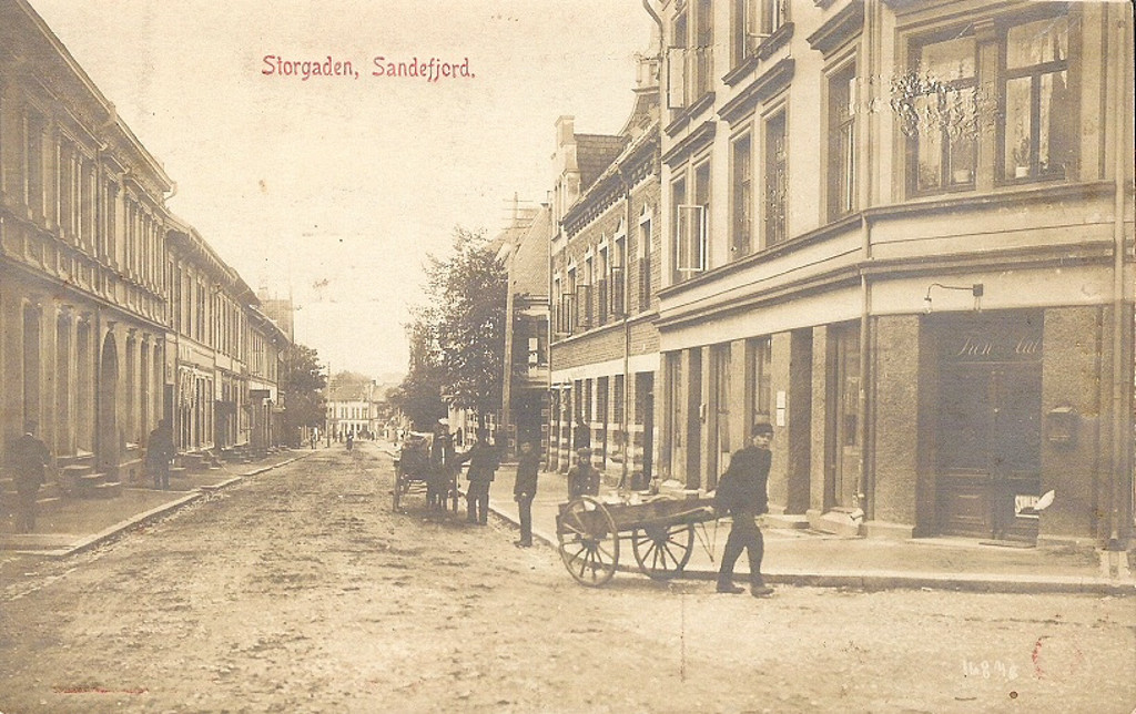 Gammelt bilde fra toppen av Storgata