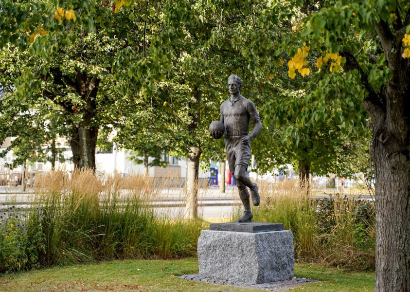 Statue Thorbjørn Svenssen