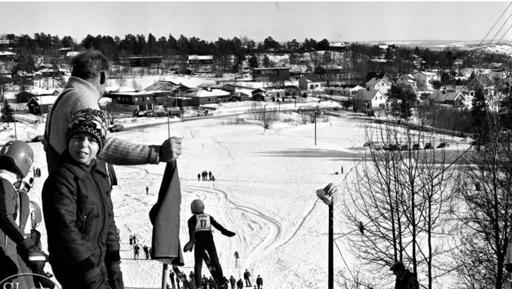 FRILUFTSLIV OG IDRETT - SVERDSTADKOLLEN