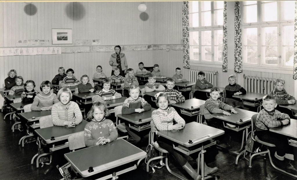 SANDE SKOLE - LÆRERE OG ELEVER