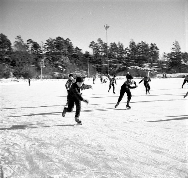 FOLKESKOLENES SKØYTEDAG 1961