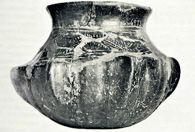 Leirkar fra utgravingene på Fevang