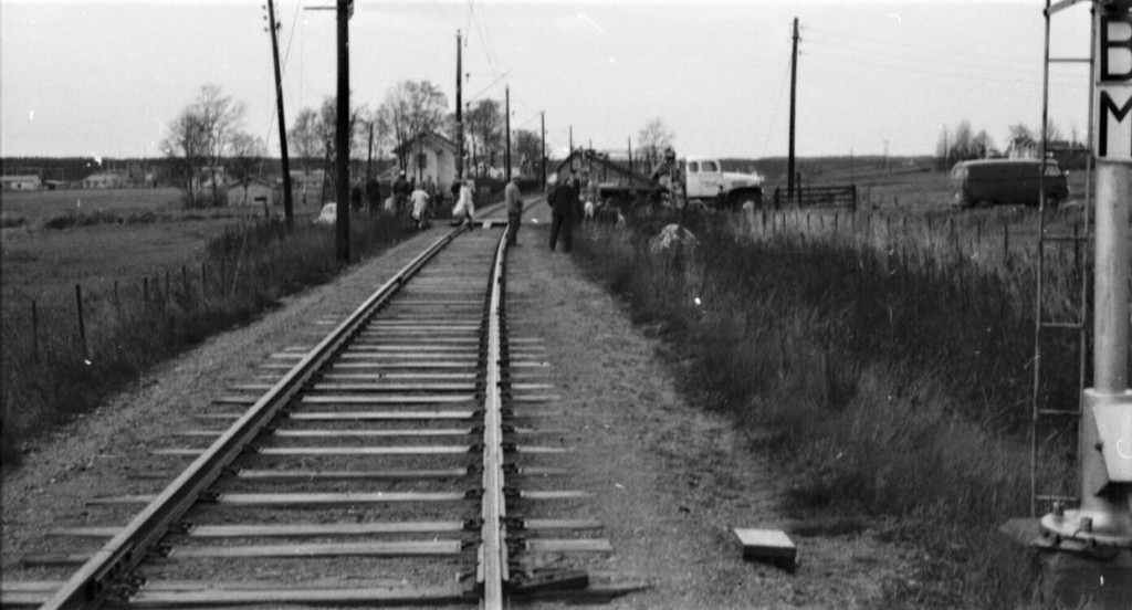 VEIER OG JERNBANEOVERANGER