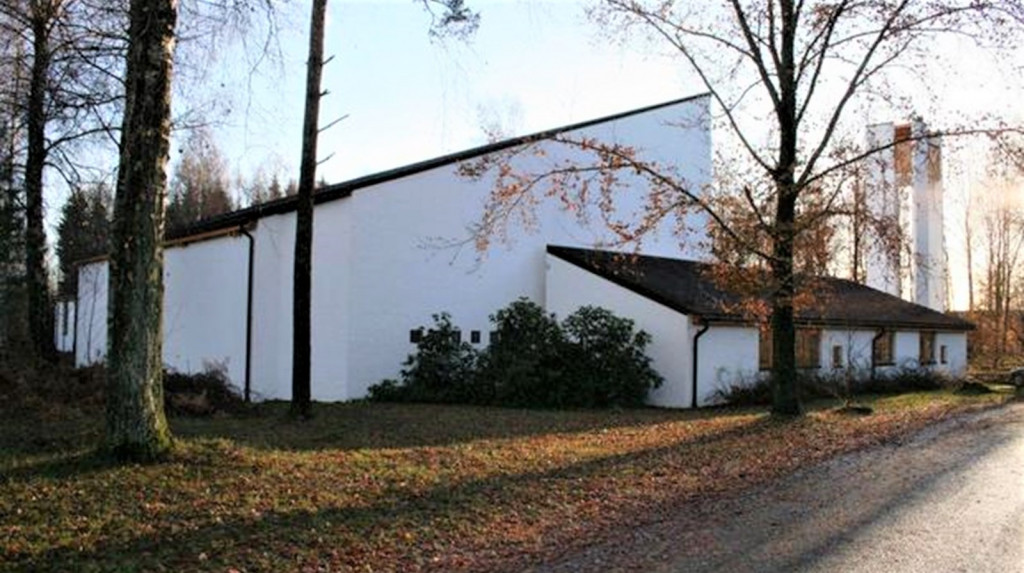 BUGÅRDEN KIRKE