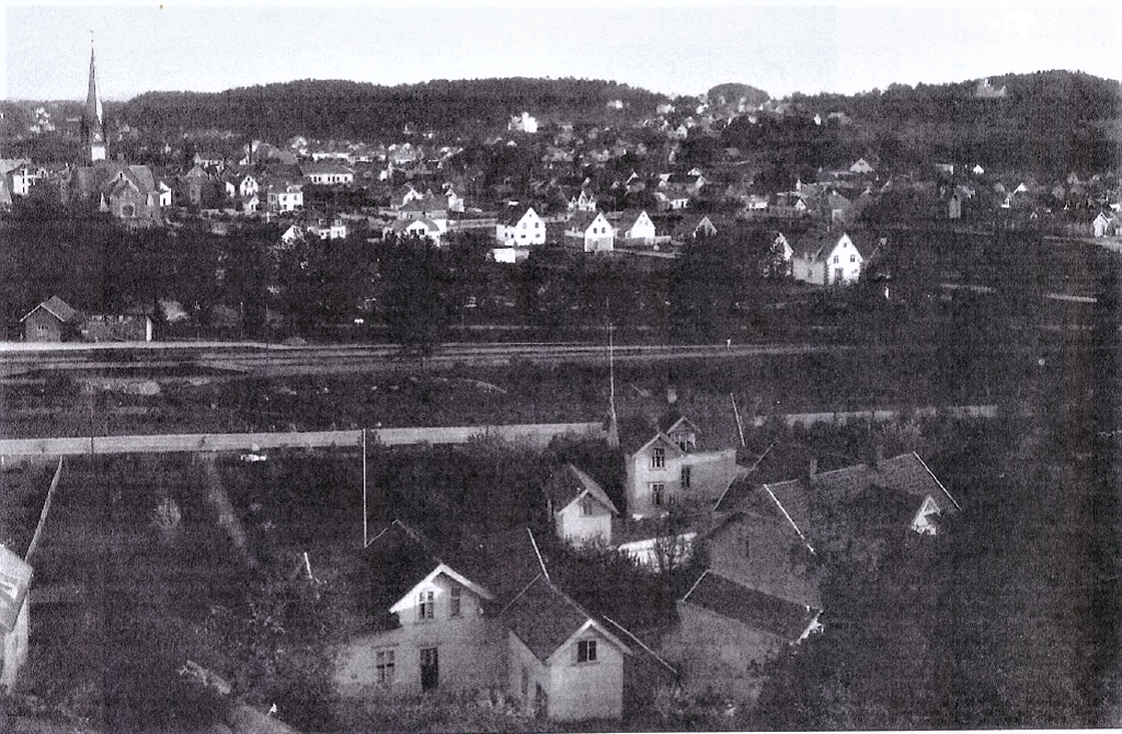 SANDARVEIEN - SETT FRA ÅSLY