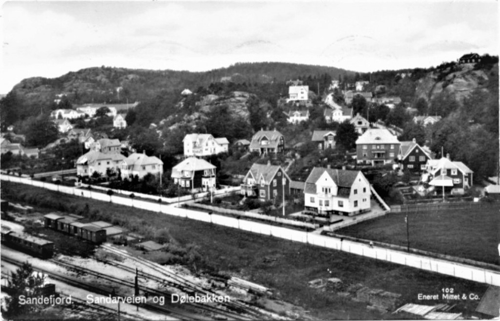 SANDARVEIEN OG ÅSEN