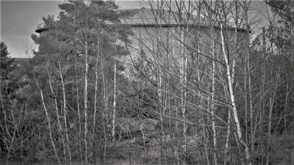 INNLAGT VANN - FRA LUKKET VANNTANK