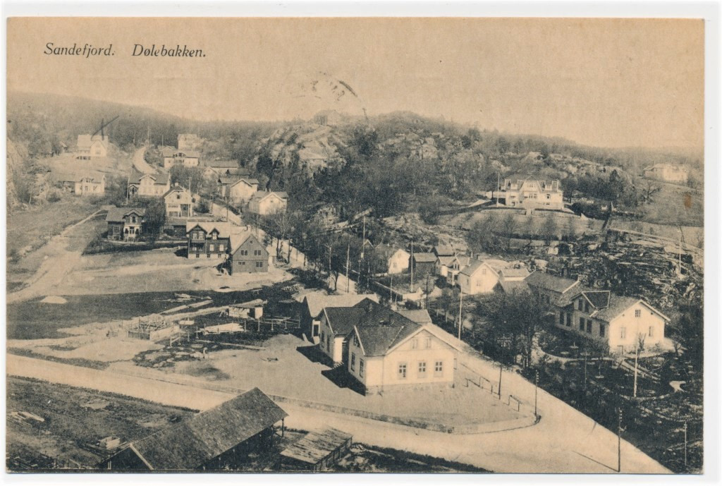 DØLEBAKKEN - BYGNINGER