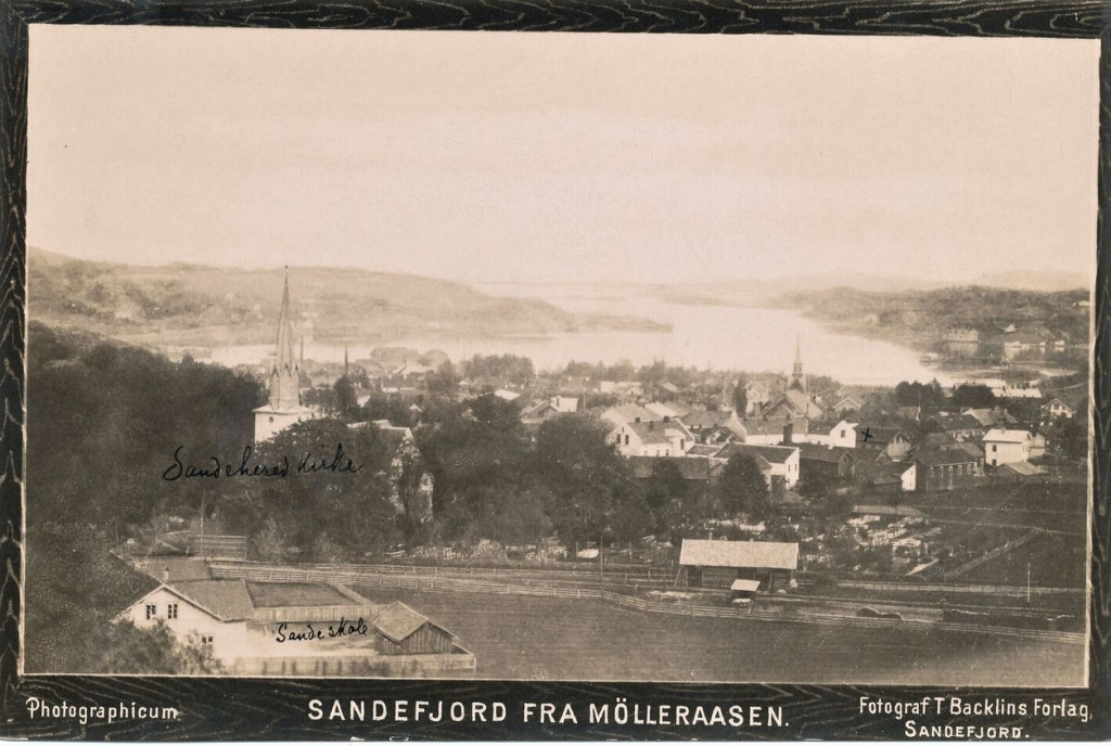 MØLLERÅSEN - UTFLUKTSMÅL OG UTSIKTSPUNKT