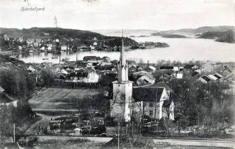 MØLLERÅSEN - UTFLUKTSMÅL OG UTSIKTSPUNKT