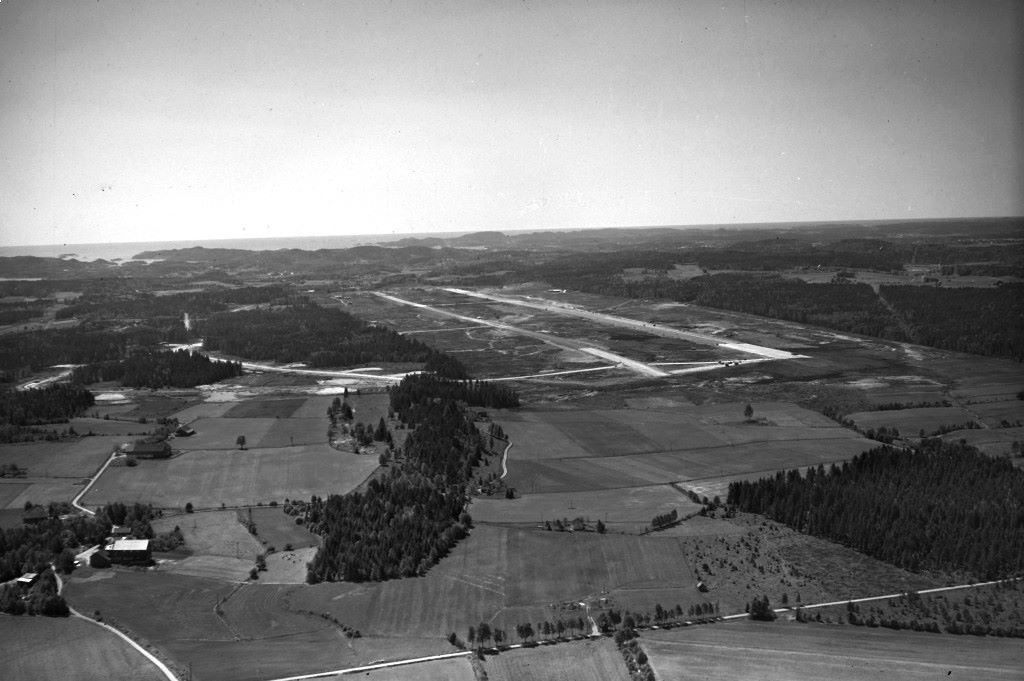 Bygging av flyplassen