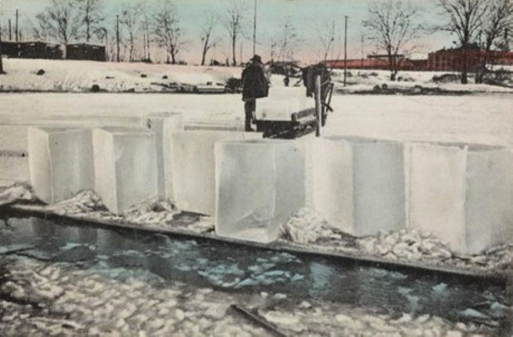 Isdrift - opplasting på kjelke