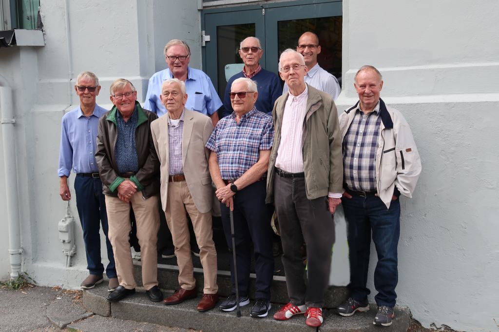 75-år siden skolestart - klasse 1 a i 1946