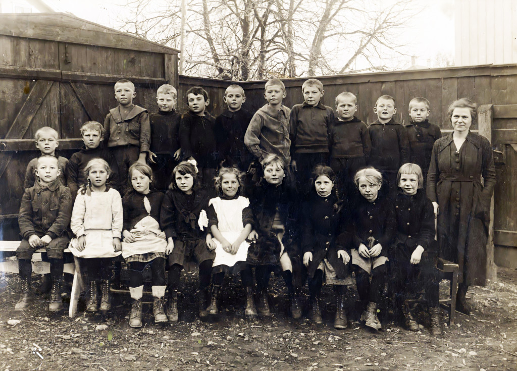 SANDE SKOLE 1920