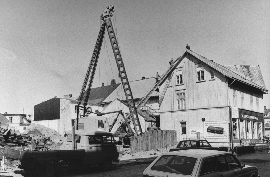 Bygging /  Dronningens gate 6