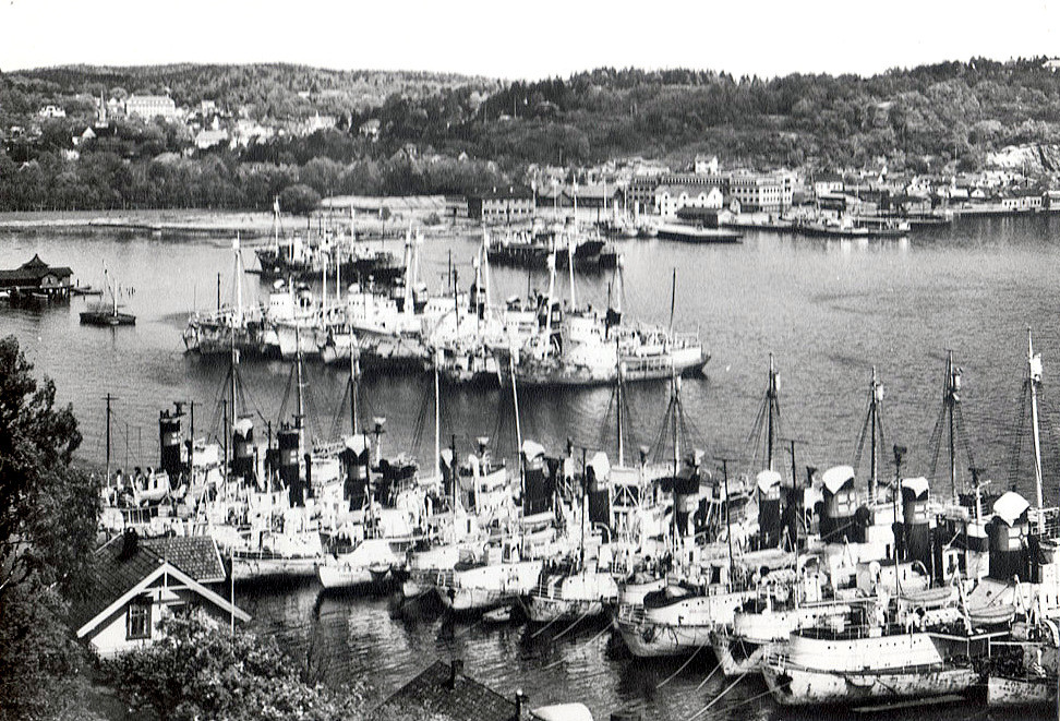 Jahre-båter i opplag ved Stub 1937