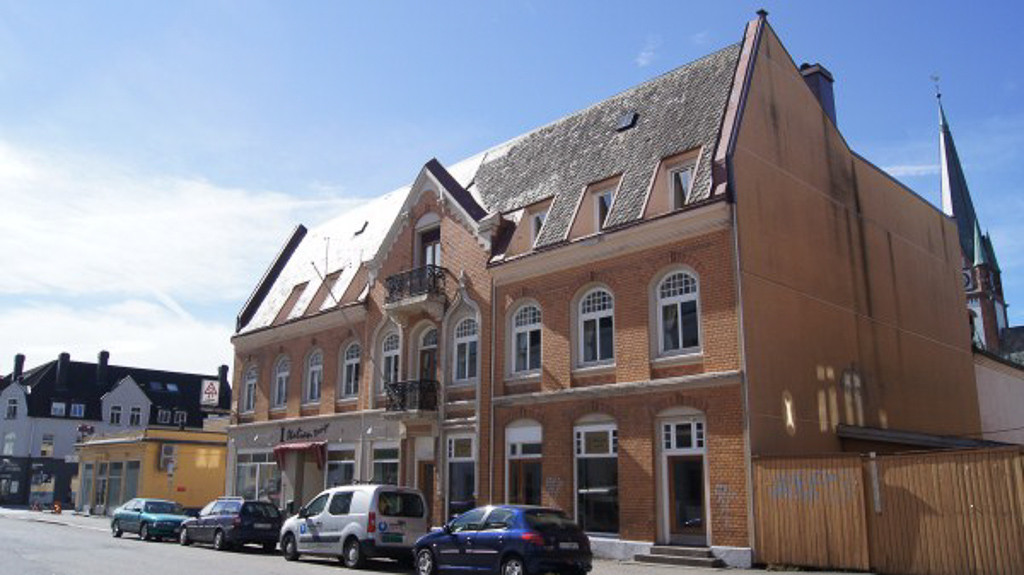 Jernbanealleen 32