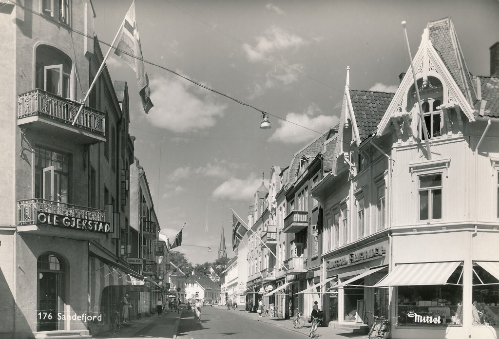 Sandefjords Farvehandel / Storgata 9