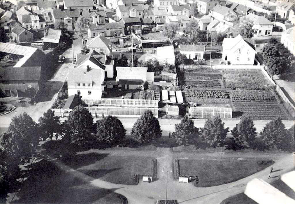 Dronningens gate 24