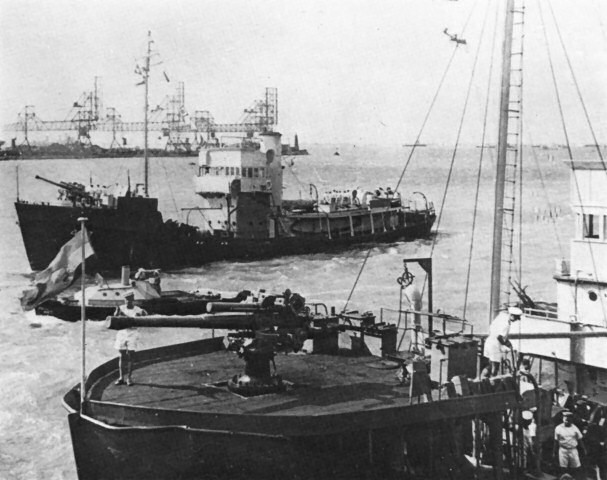 HMSAS SOUTHERN MAID (T-27).